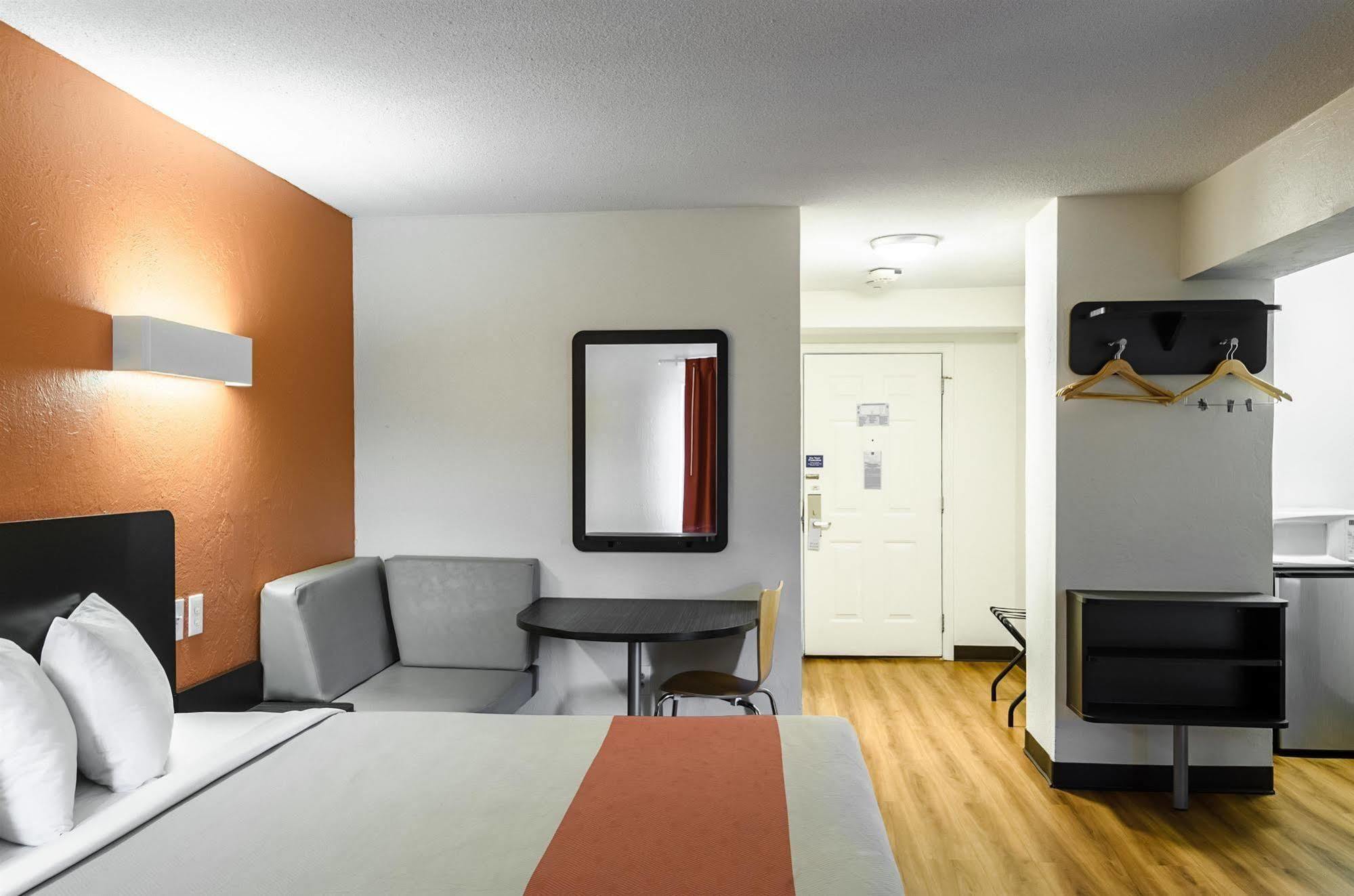 Motel 6 - Westborough Boston Northborough Exterior foto